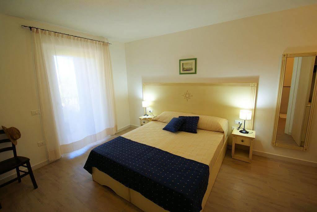 Hotel La Tartaruga Bianca Valledoria  Εξωτερικό φωτογραφία